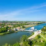 Holiday home Maison Proche